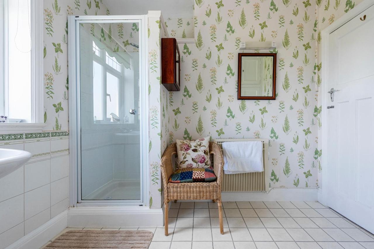 The Hillcrest Bed & Breakfast Ecton Luaran gambar